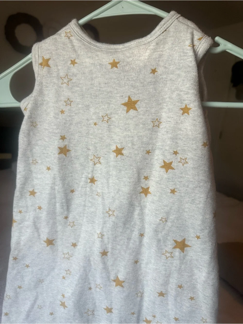 Baby Sleeveless Zip Sleep Sack in Gold Star Print 100% cotton 3-6 months